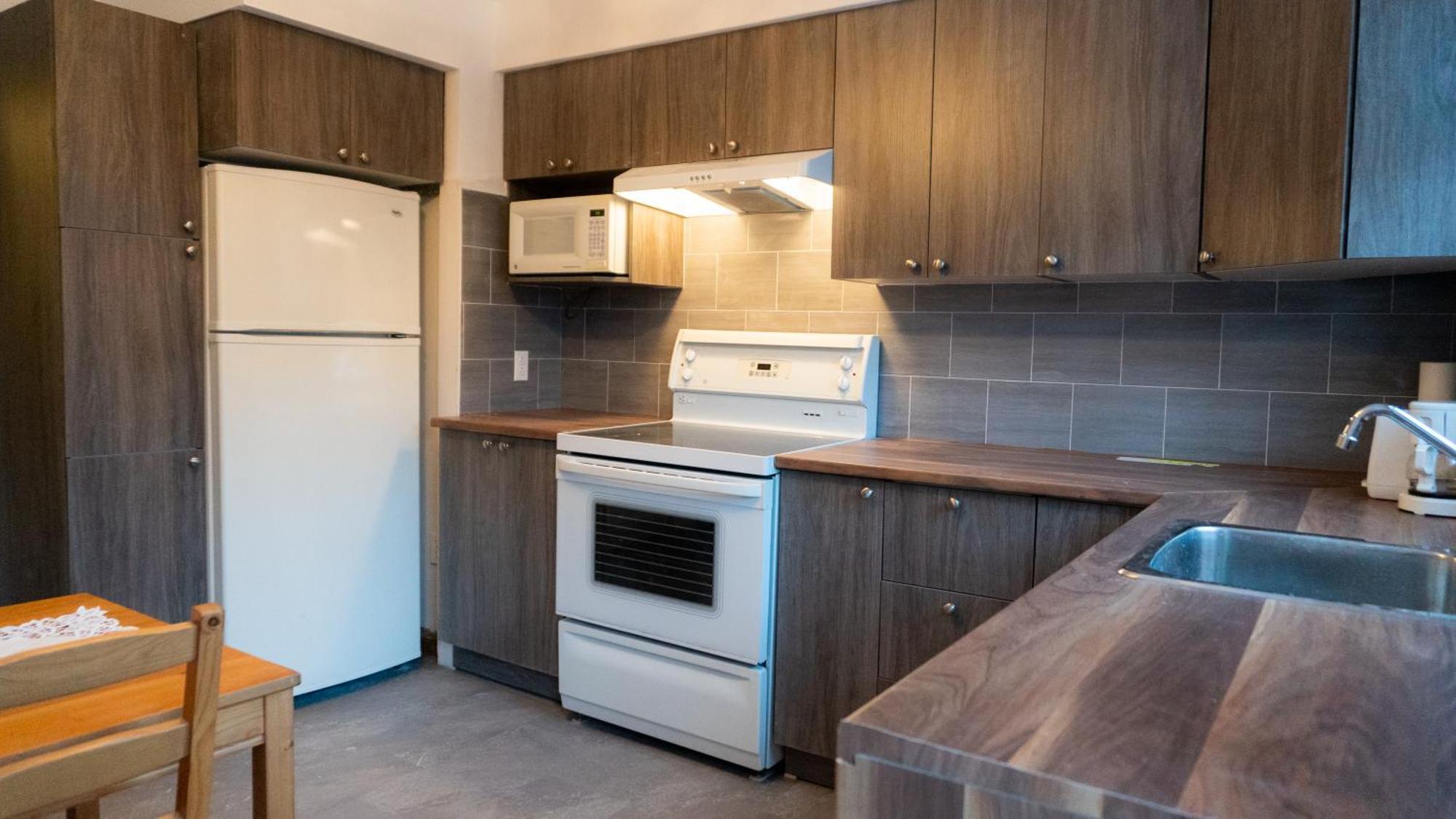 Montreal Homes - Affordable Rooms, Smart Tv, Shared Kitchen Esterno foto